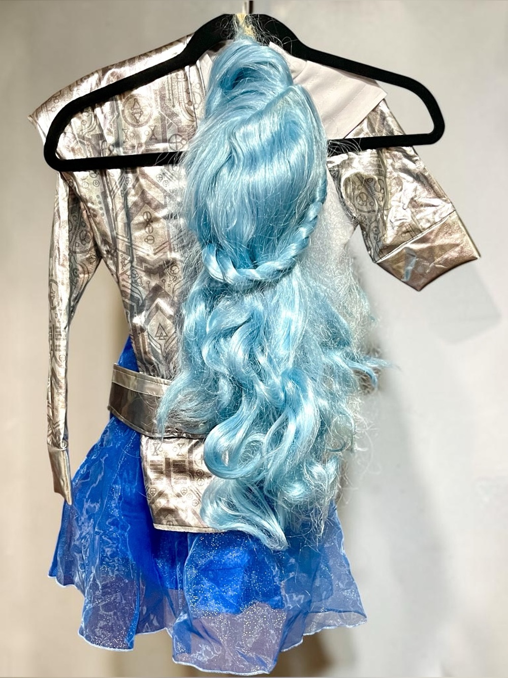 Girls Medium Disney Zombie Halloween costume with blue wig